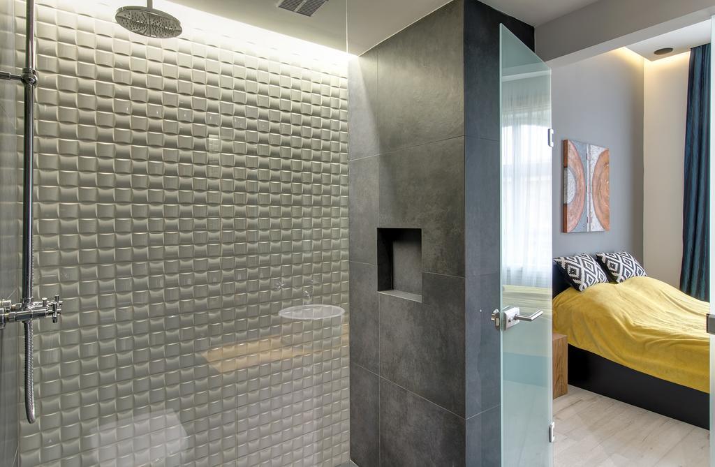 Luxury Apartment By Hi5 -Andrassy Suite Budapest Bagian luar foto